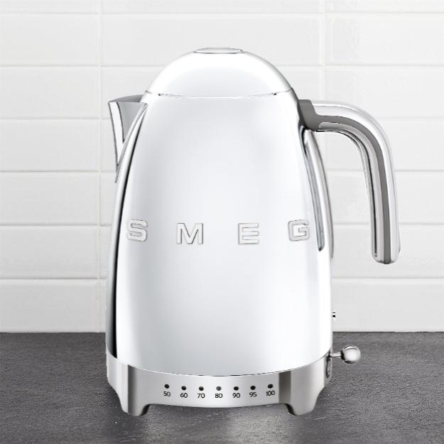 Smeg 1.7L Electric Kettle KLF04SSUS IMAGE 4