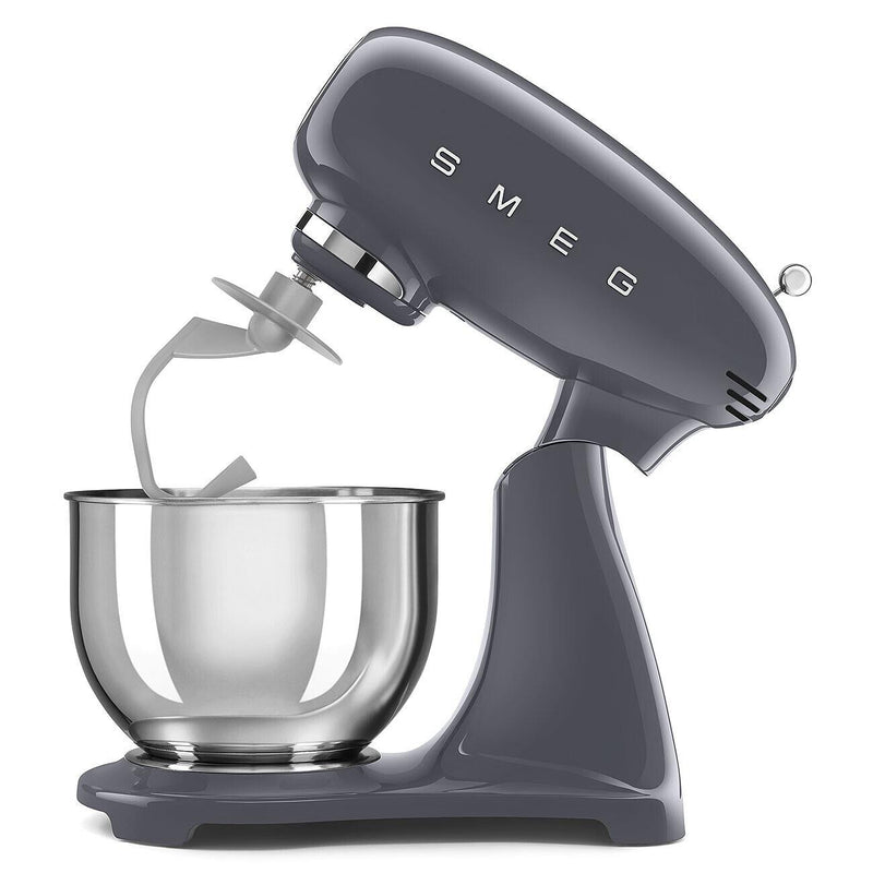 Smeg 50's Retro Style Aesthetic 5 Quart Stand Mixer with 600 W SMF03GRUS IMAGE 3