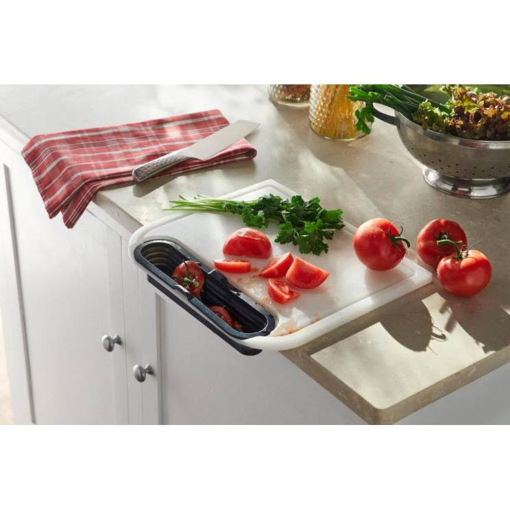 Weber Cut and Catch Cutting Board 7032 IMAGE 6