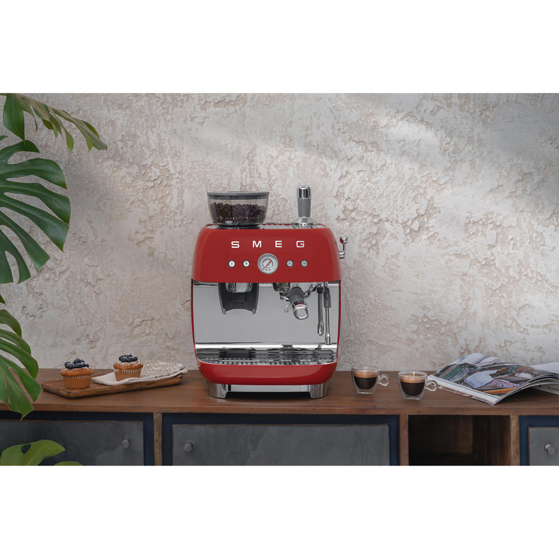 Smeg Retro-Style Manual Espresso Coffee Machine EGF03RDUS IMAGE 12