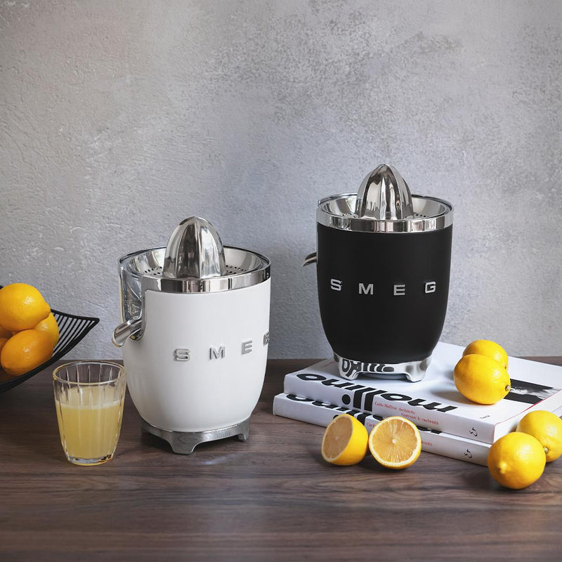 Smeg Citrus Juicer CJF01BLMUS IMAGE 11