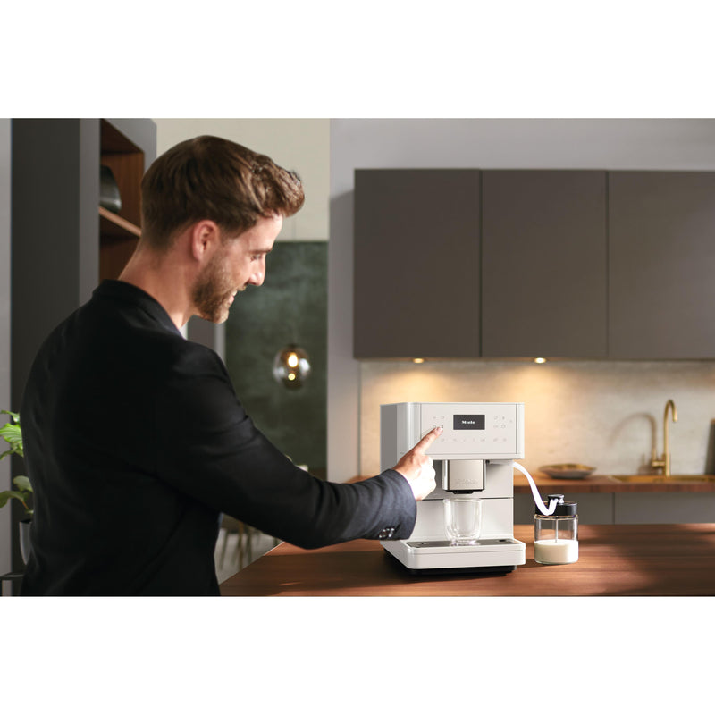 Miele CM 6160 MilkPerfection Coffee Machine 12610490 IMAGE 3