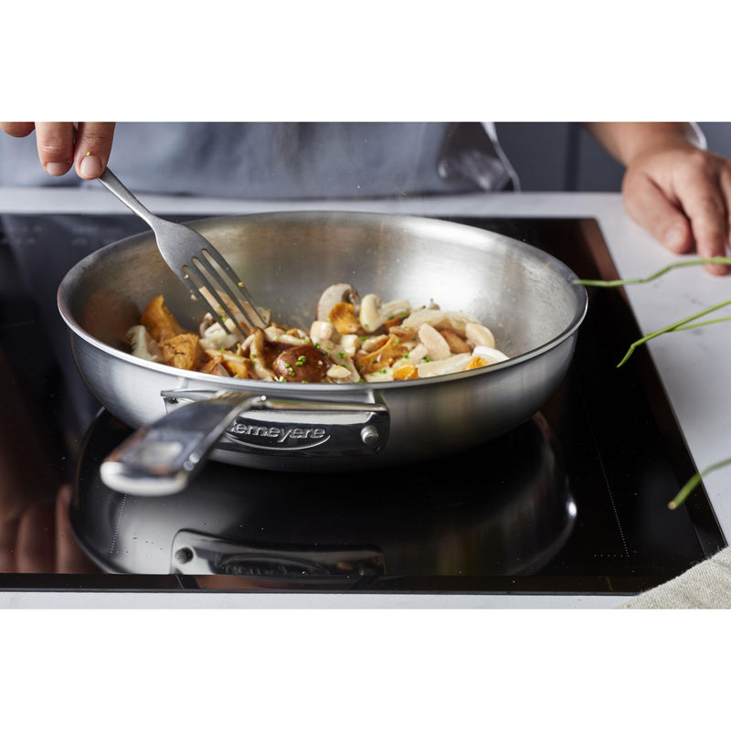 Demeyere Essential 11-inch Frying Pan 1015800 IMAGE 7