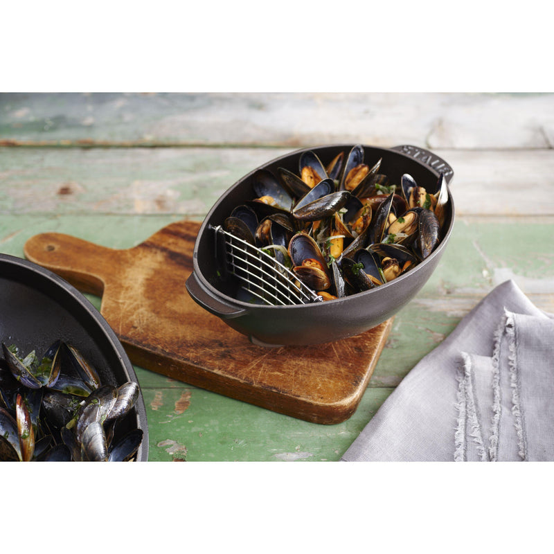 Staub 2 Liter Cast Iron Oval Mussel Pot 1004071 IMAGE 2