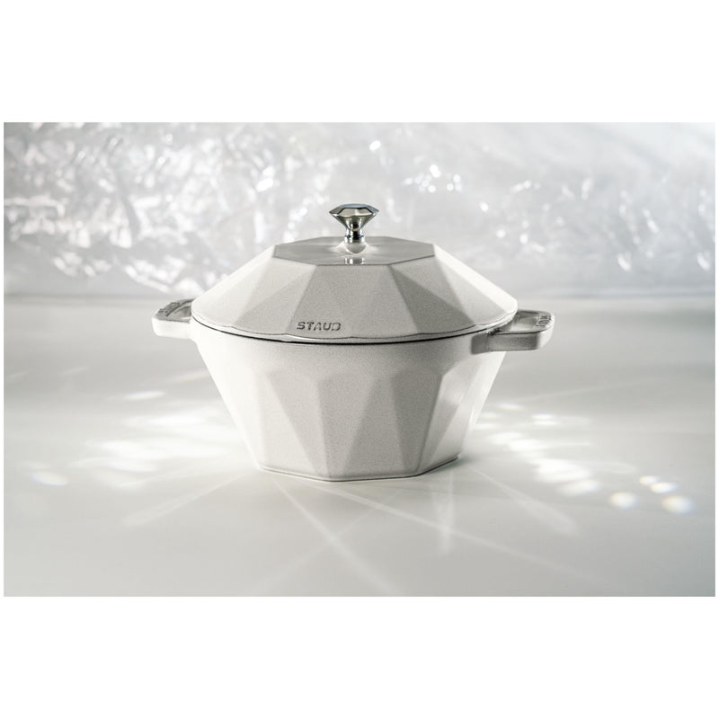 Staub 2.8 Liter Cast Iron Diamond Cocotte 1020129 IMAGE 5