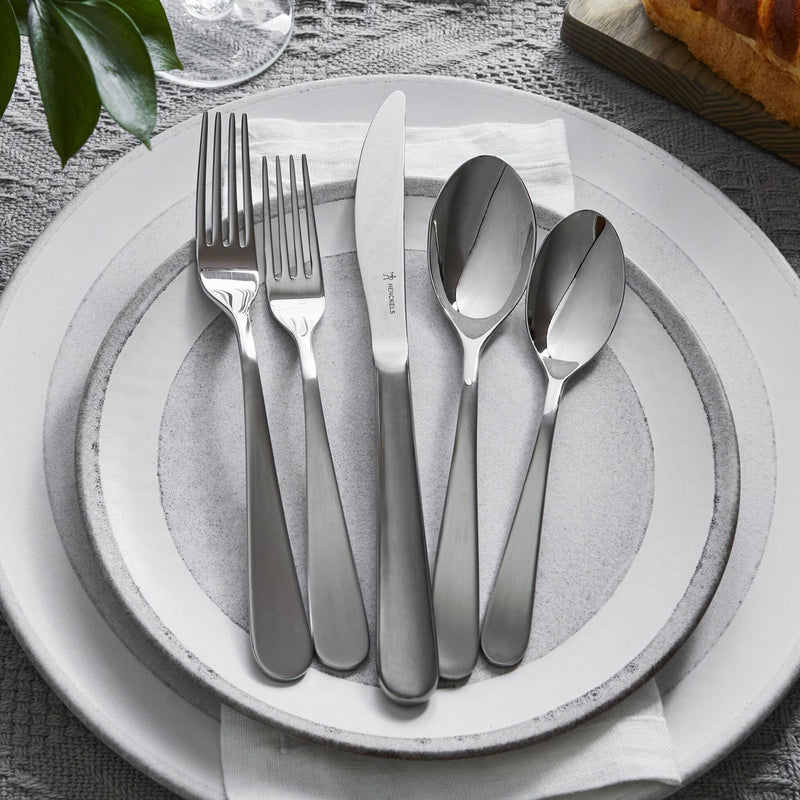 Henckels Lucena 65-Piece Flatware Set 1020323 IMAGE 4