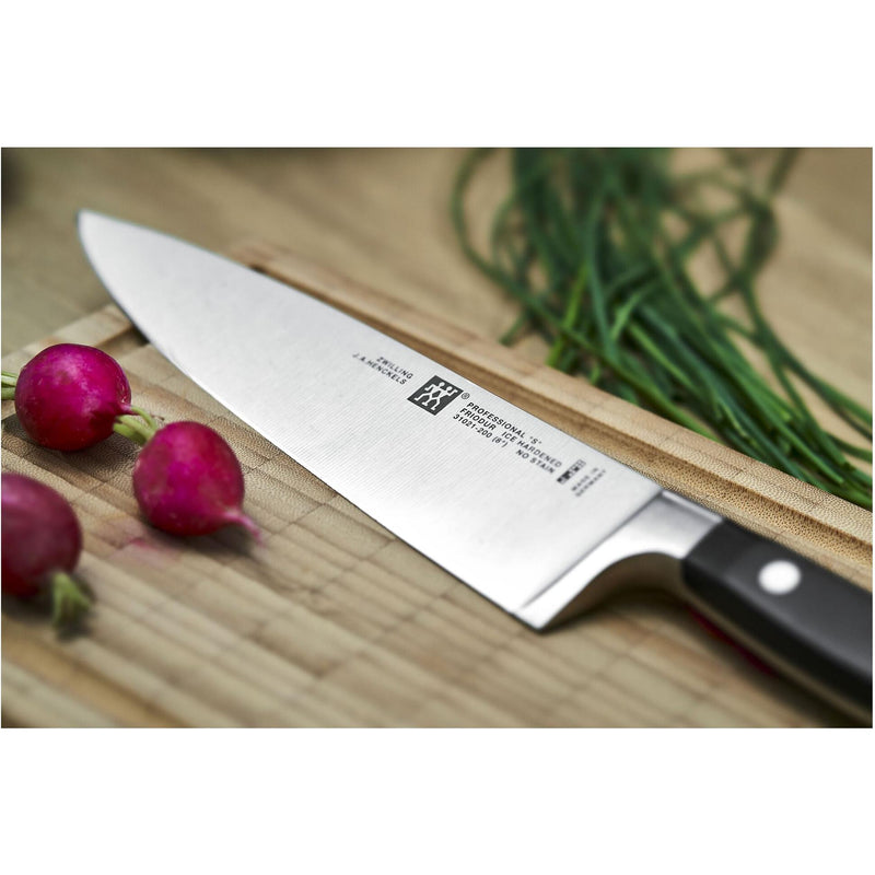 Zwilling Professional S 8-inch Chef's Knife 1001475 IMAGE 2